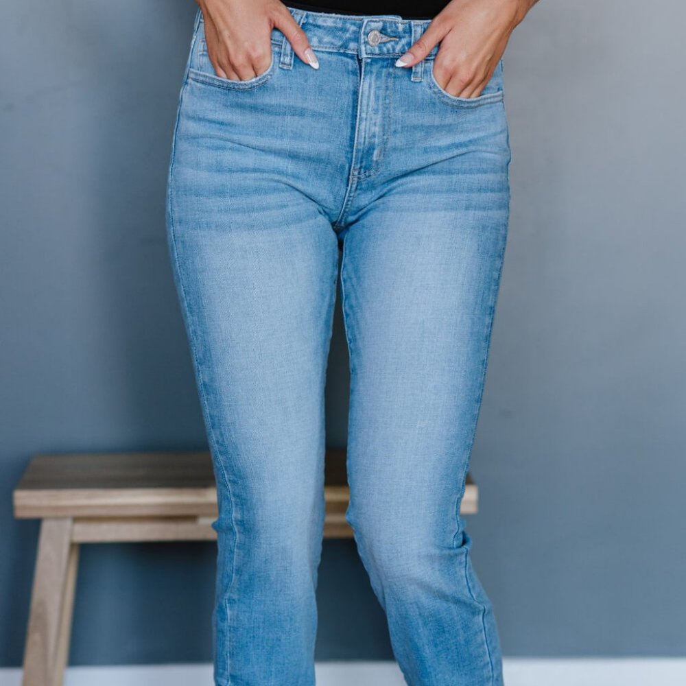 Zenana Outfitters Light Blue Straight Leg Jeans
